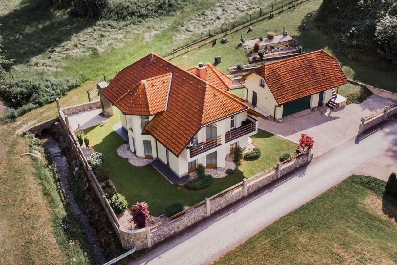 House Of Adventure - The Base To Explore Slovenia Laze v Tuhinju Exterior foto