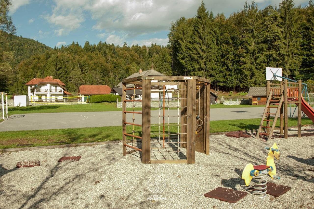 House Of Adventure - The Base To Explore Slovenia Laze v Tuhinju Exterior foto